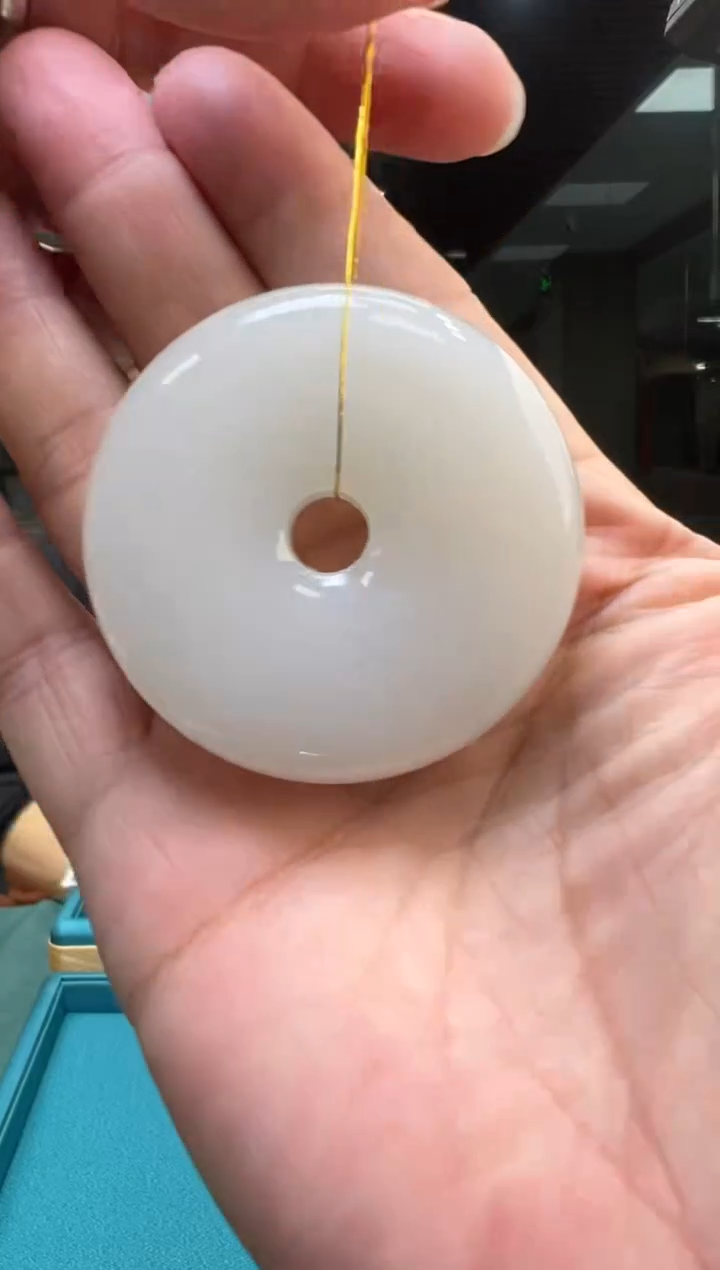 【闪购商品】和田玉吊坠未镶嵌平安扣配珠链