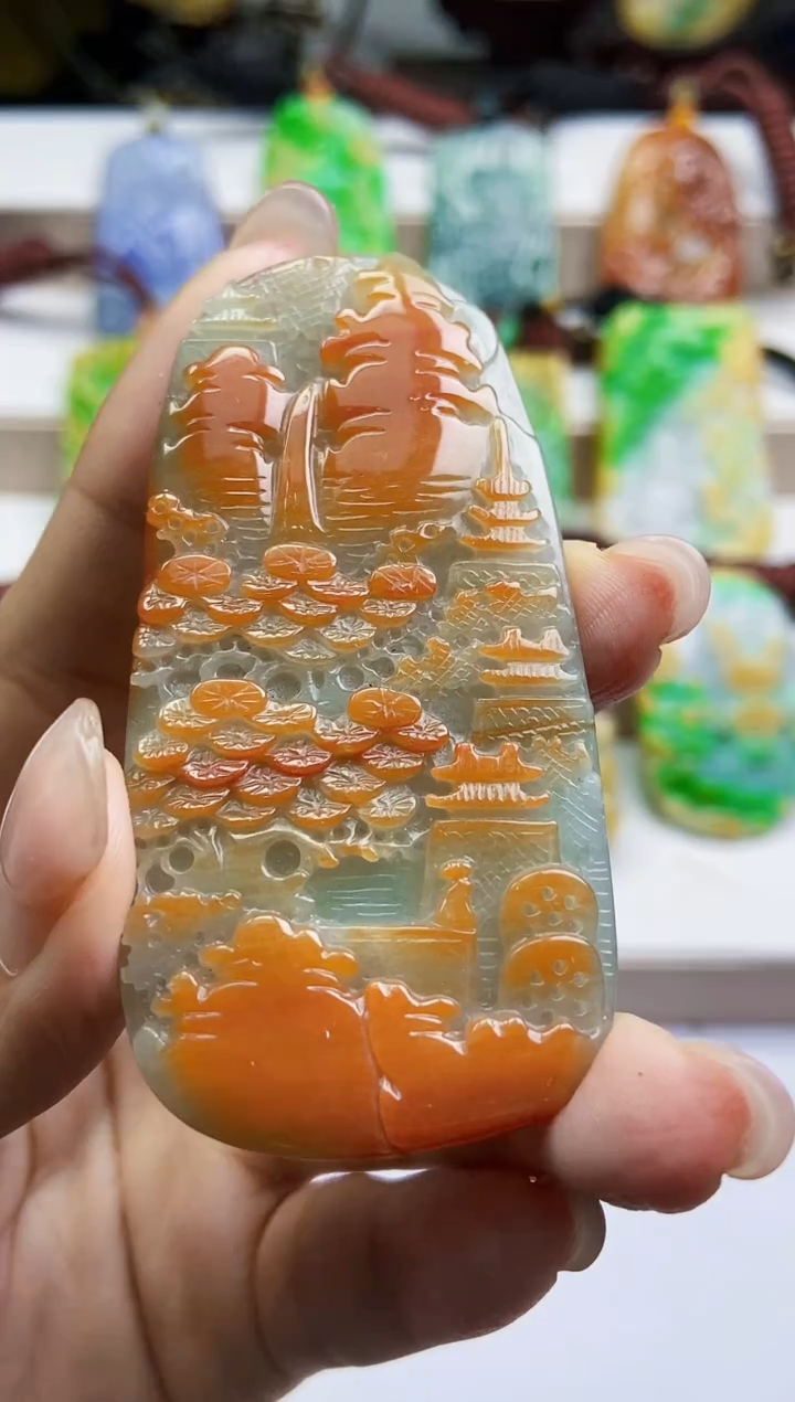 颈饰未镶嵌翡翠翡翠A货