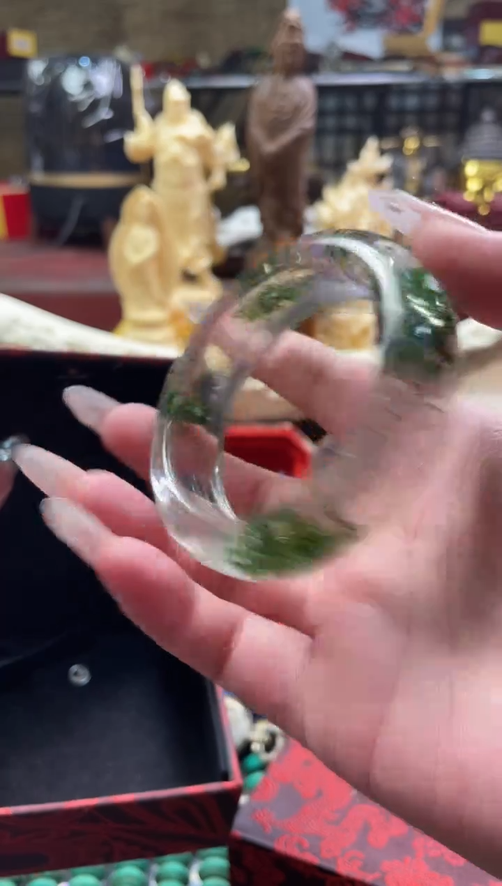 【闪购商品】一一一一一一草镯