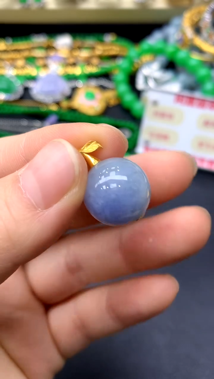 颈饰18K金镶嵌翡翠28-中国好珍宝