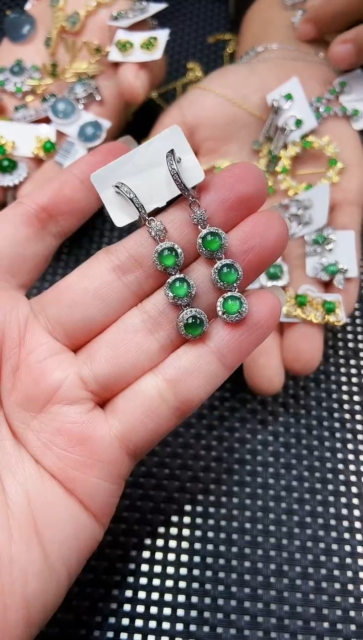 【闪购商品】翡翠耳饰未镶嵌111111111