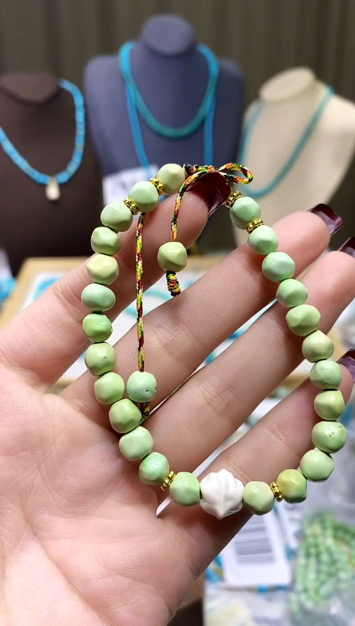 【闪购商品】绿松石手串未镶嵌965