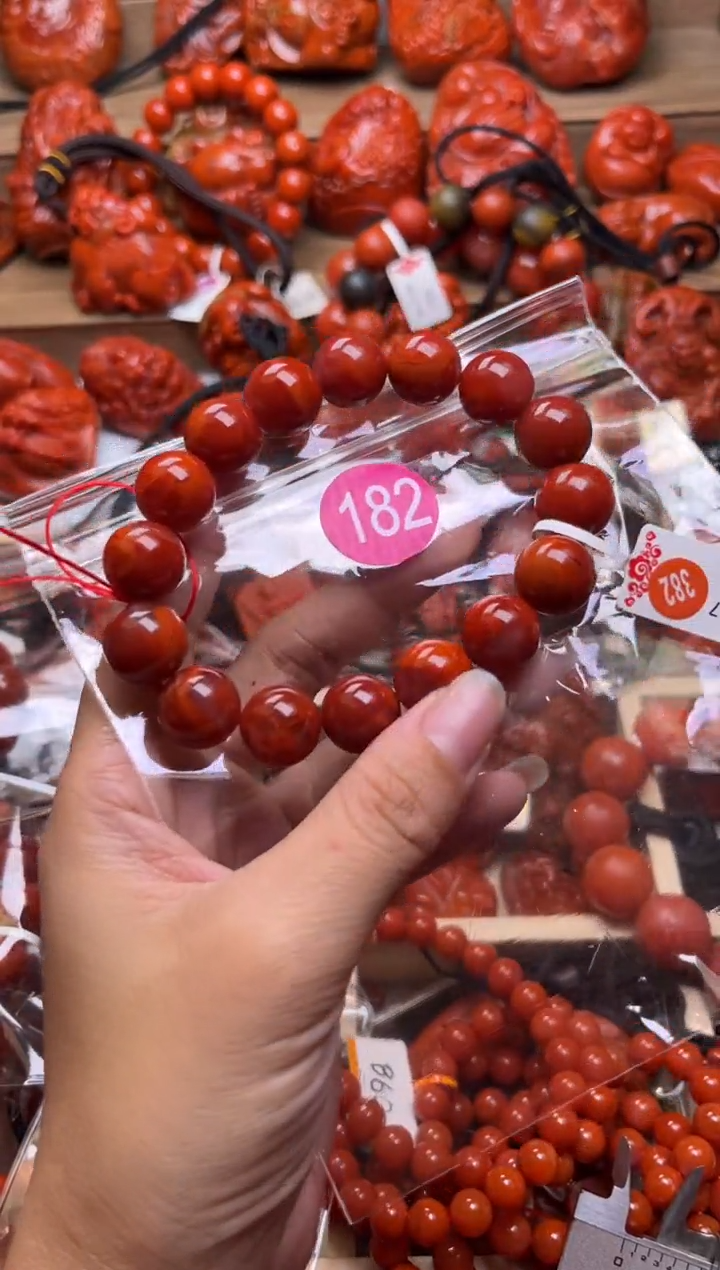 【闪购商品】南红玛瑙珠宝奇石未镶嵌182-13+