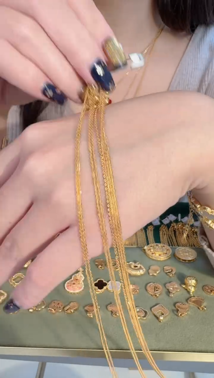 50cm爱心抽拉闪o链1.59g（多样性发货）