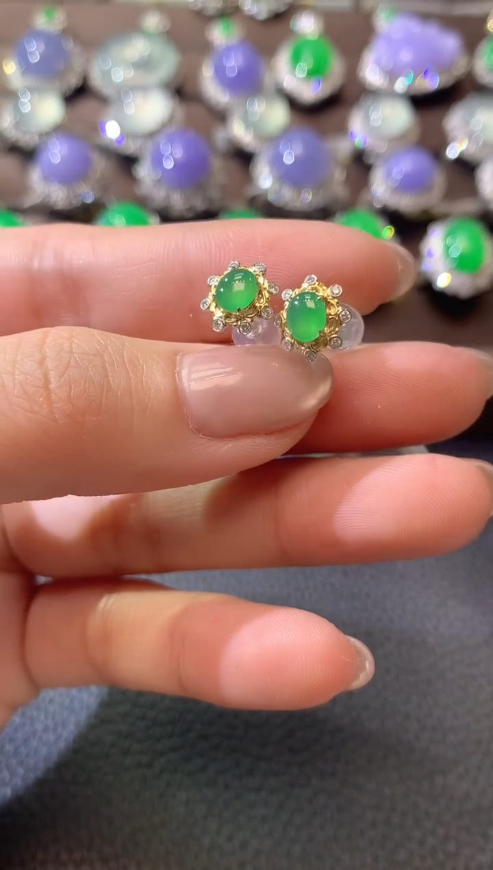 【闪购商品】翡翠耳饰18K金镶嵌A9翡翠