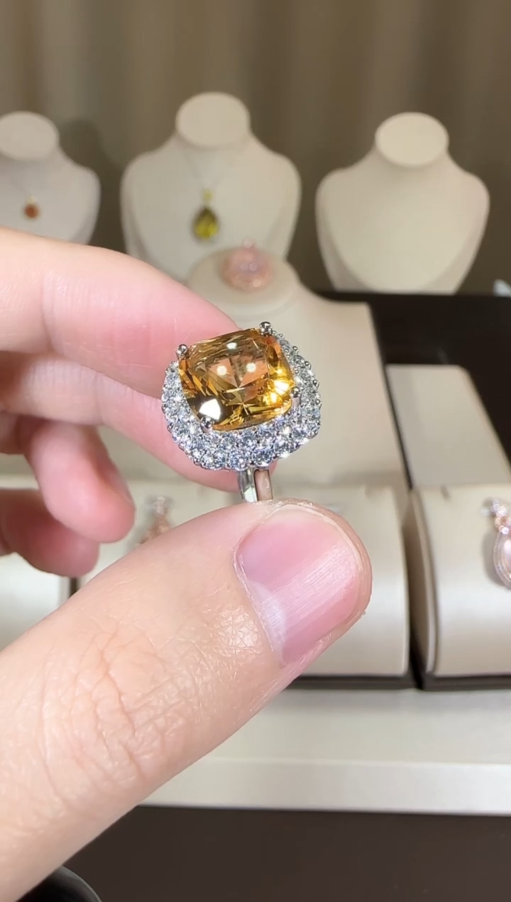 【闪购商品】黄晶戒指银S925镶嵌10mm