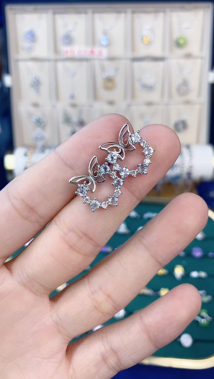 【闪购商品】海蓝宝石耳环银S925镶嵌带证书