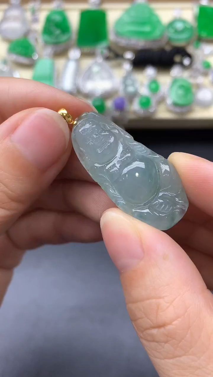 颈饰18K金镶嵌翡翠39-中国好珍宝