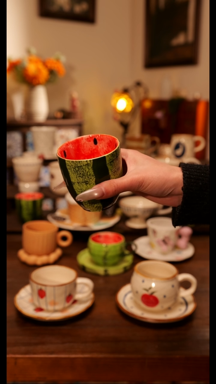 陶便携款西瓜手握杯   手绘釉下彩