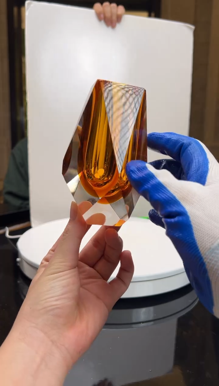 【闪购商品】茶宠钻石切割茶金色小香薰瓶