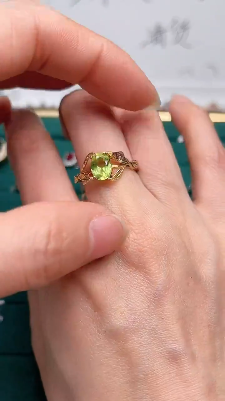 【闪购商品】橄榄石戒指银S925镶嵌成品