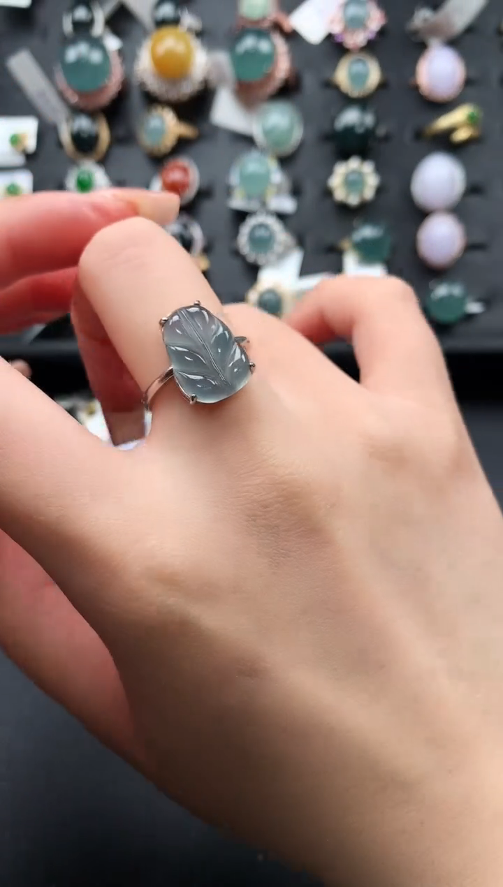 【闪购商品】翡翠戒指银S925镶嵌631421