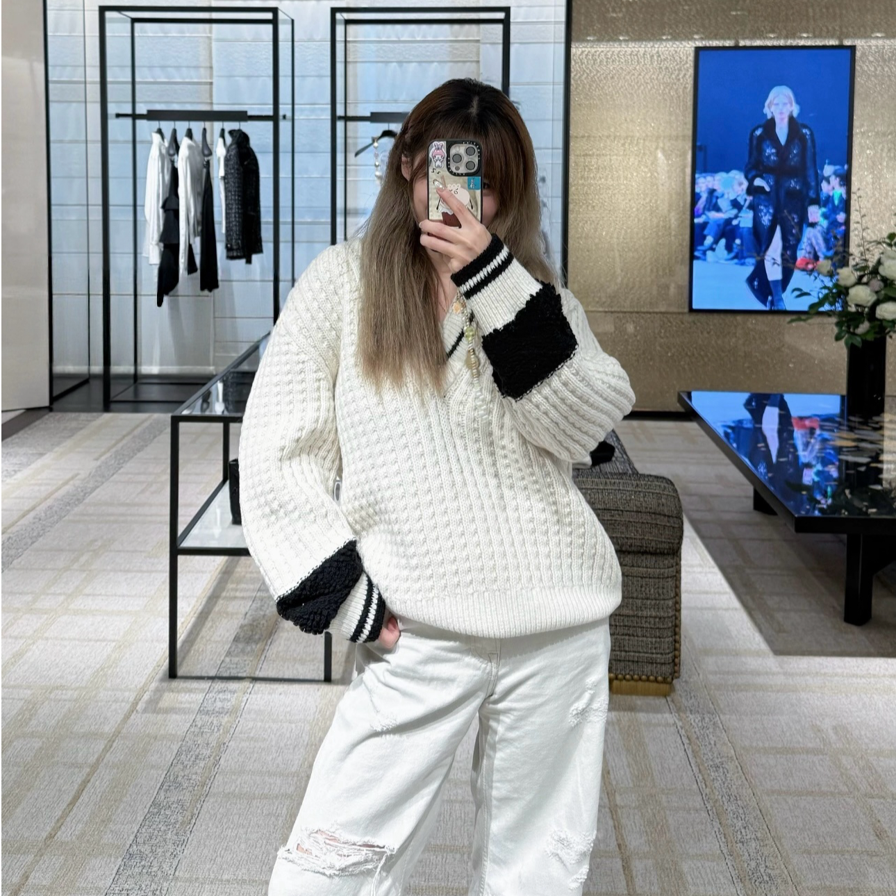 「长芯」高定25N滑雪系列宽松撞色V领针织套头上衣YZ25W11018