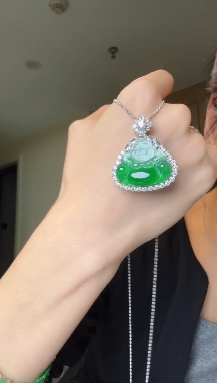 【闪购商品】翡翠吊坠(不含链)银S925镶嵌天然翡翠吊坠