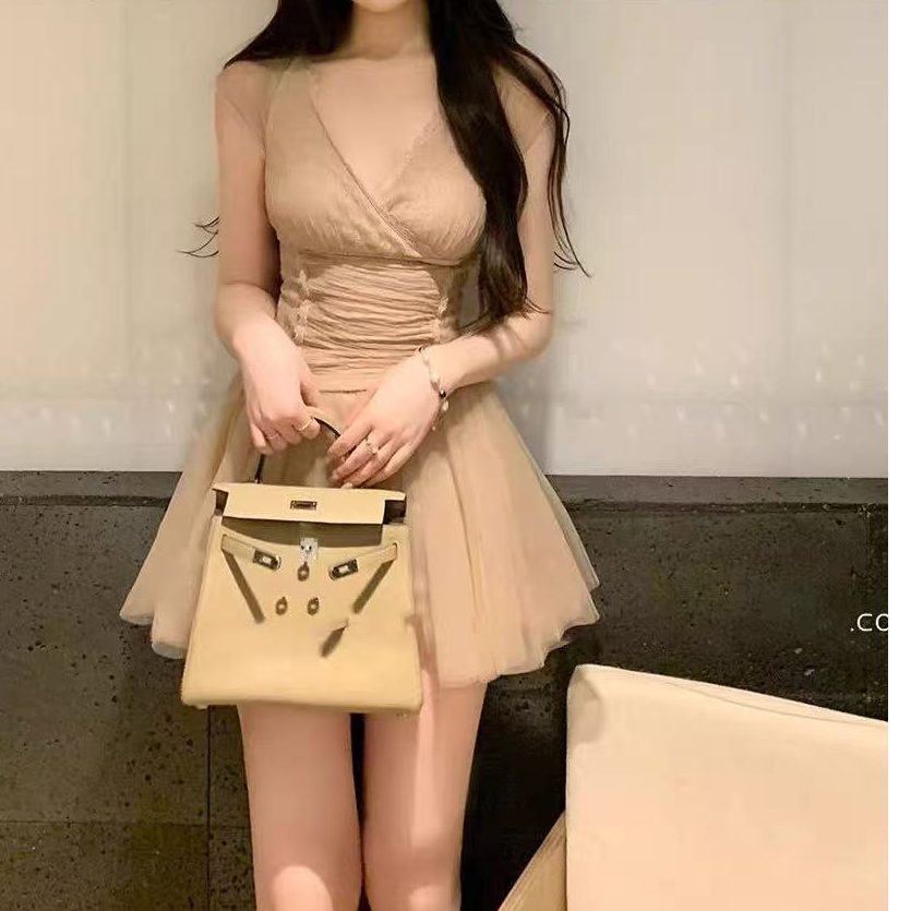 纯欲千金风少女风小众短裙时尚套装法式性感风修身