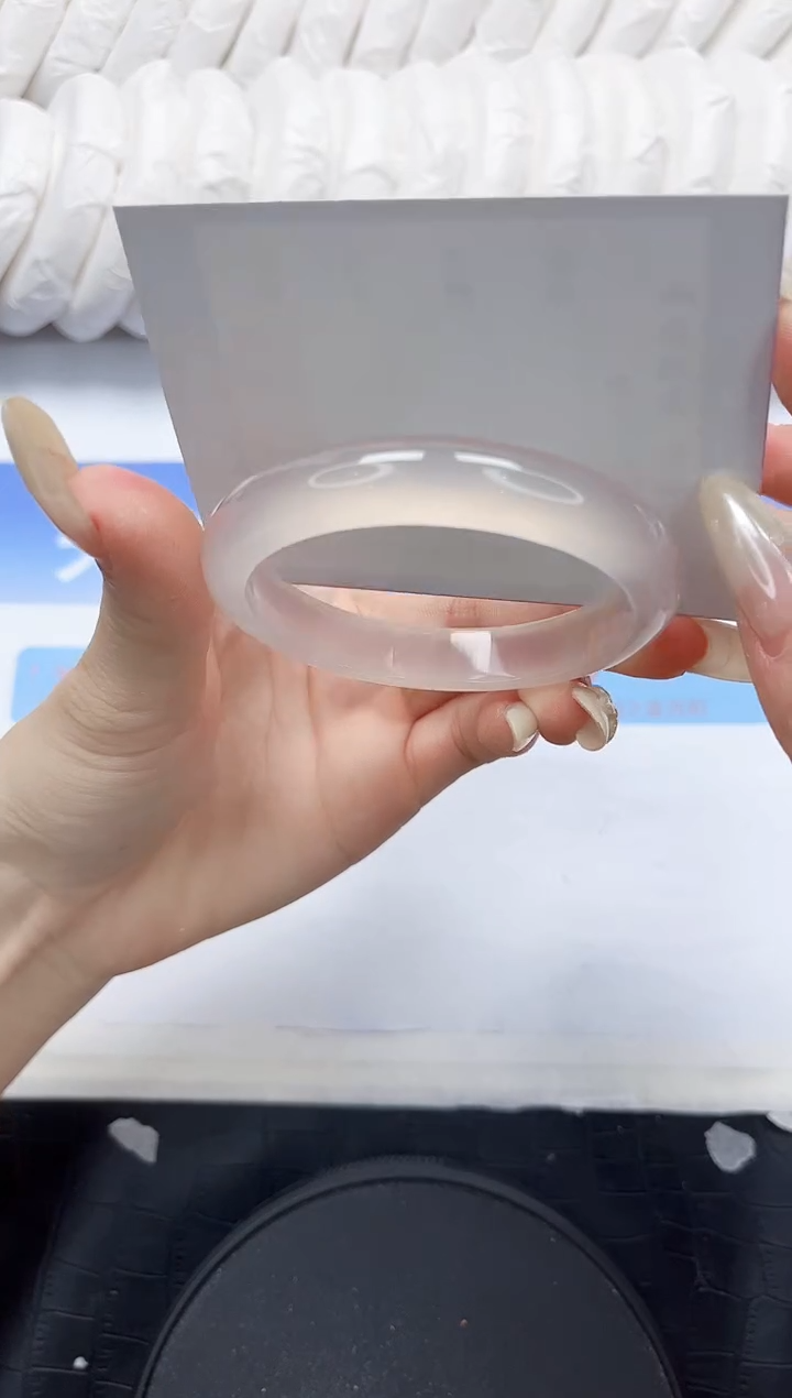 石英质玉手镯未镶嵌104-58.3