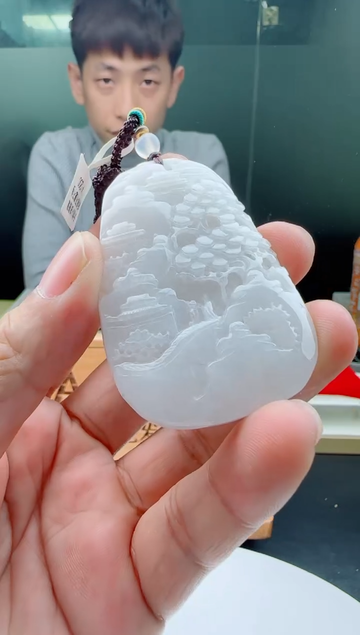 【闪购商品】翡翠颈饰未镶嵌111111111