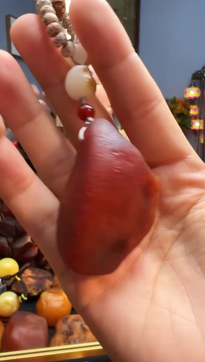 琥珀颈饰未镶嵌挂件