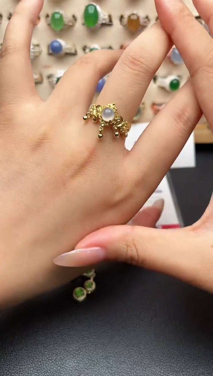 银S925镶嵌戒指翡翠一物一证一礼盒