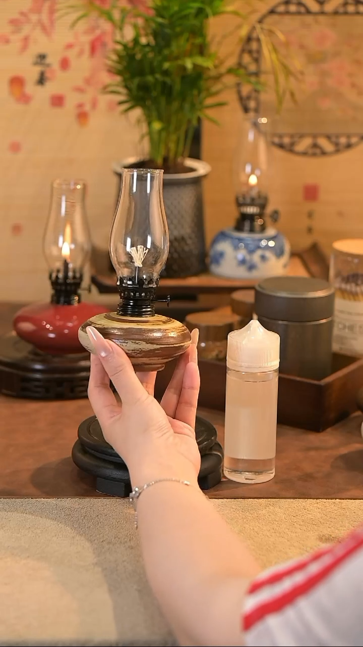 景德镇陶瓷油灯摆件