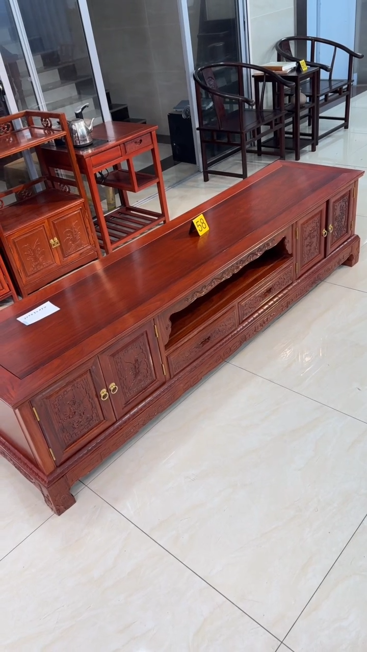 【闪购商品】花梨木类柜类家具2米电视柜四门两抽刺猬紫檀