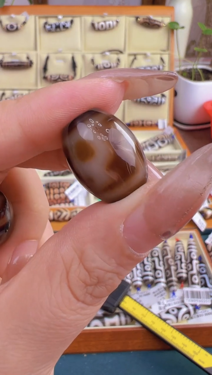 【闪购商品】玛瑙/玉髓吊坠(不含链)未镶嵌111.(微瑕随机发货)