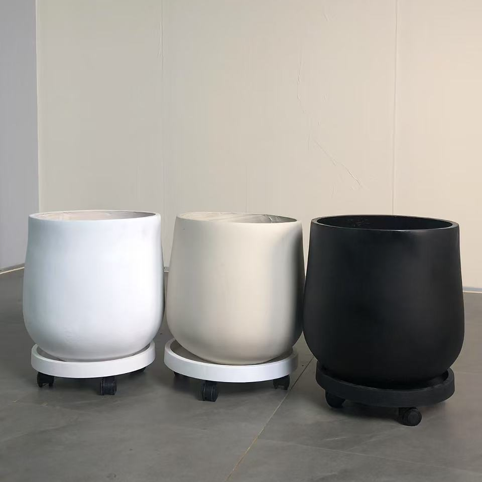 福利价 中号酒瓶镁泥盆 黑色/米色/白色