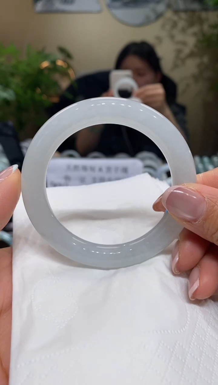 【闪购商品】翡翠手镯未镶嵌翡翠手镯