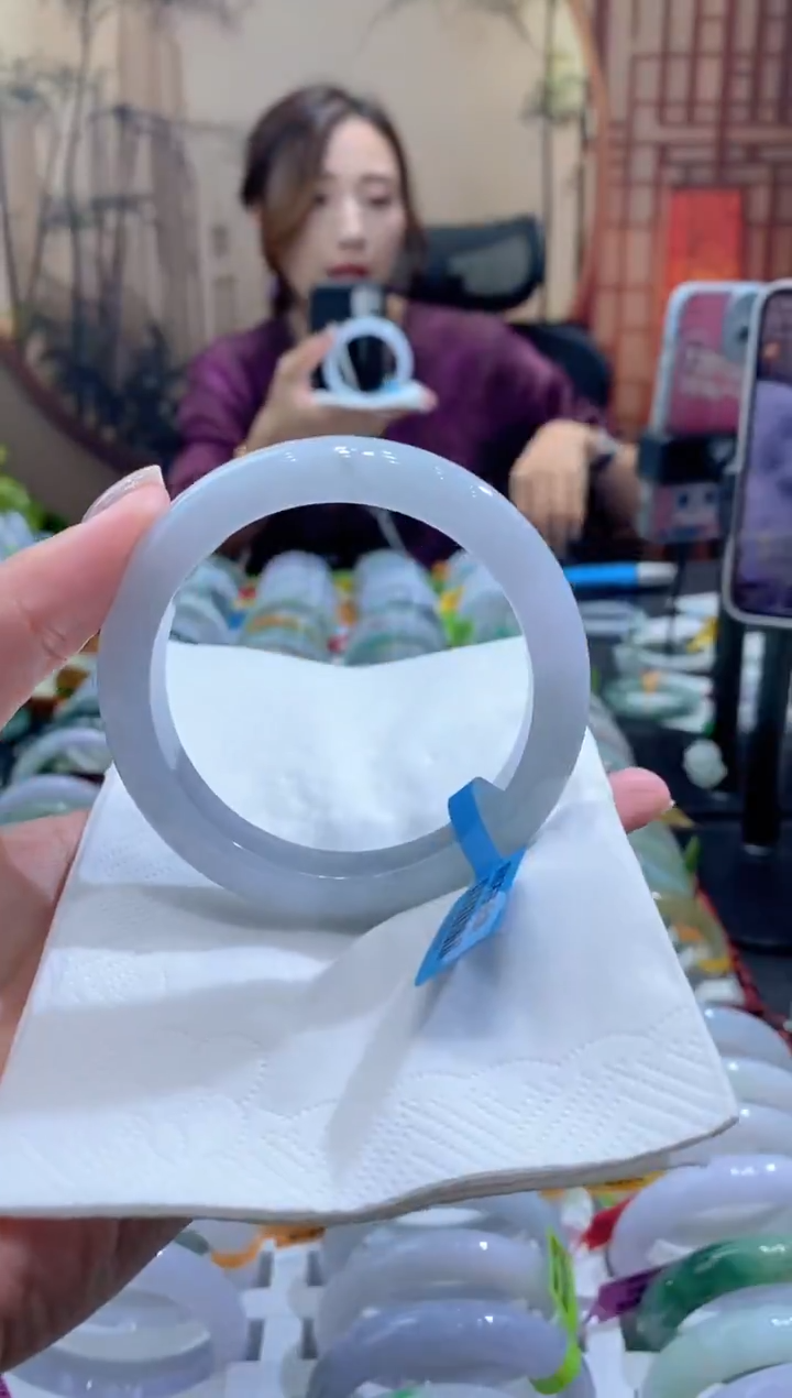 未镶嵌手镯翡翠000082589