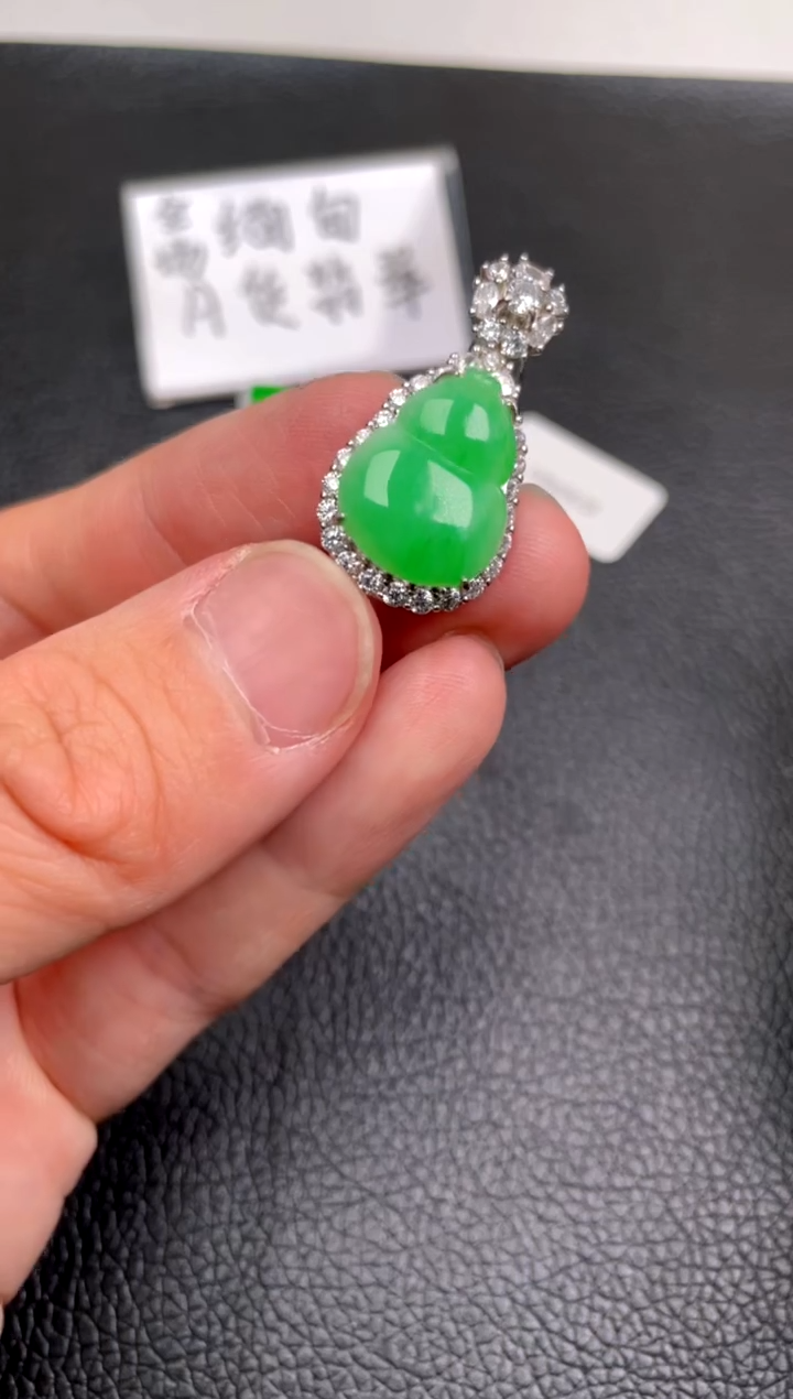 【闪购商品】翡翠银S925镶嵌吊坠(不含链)吊坠