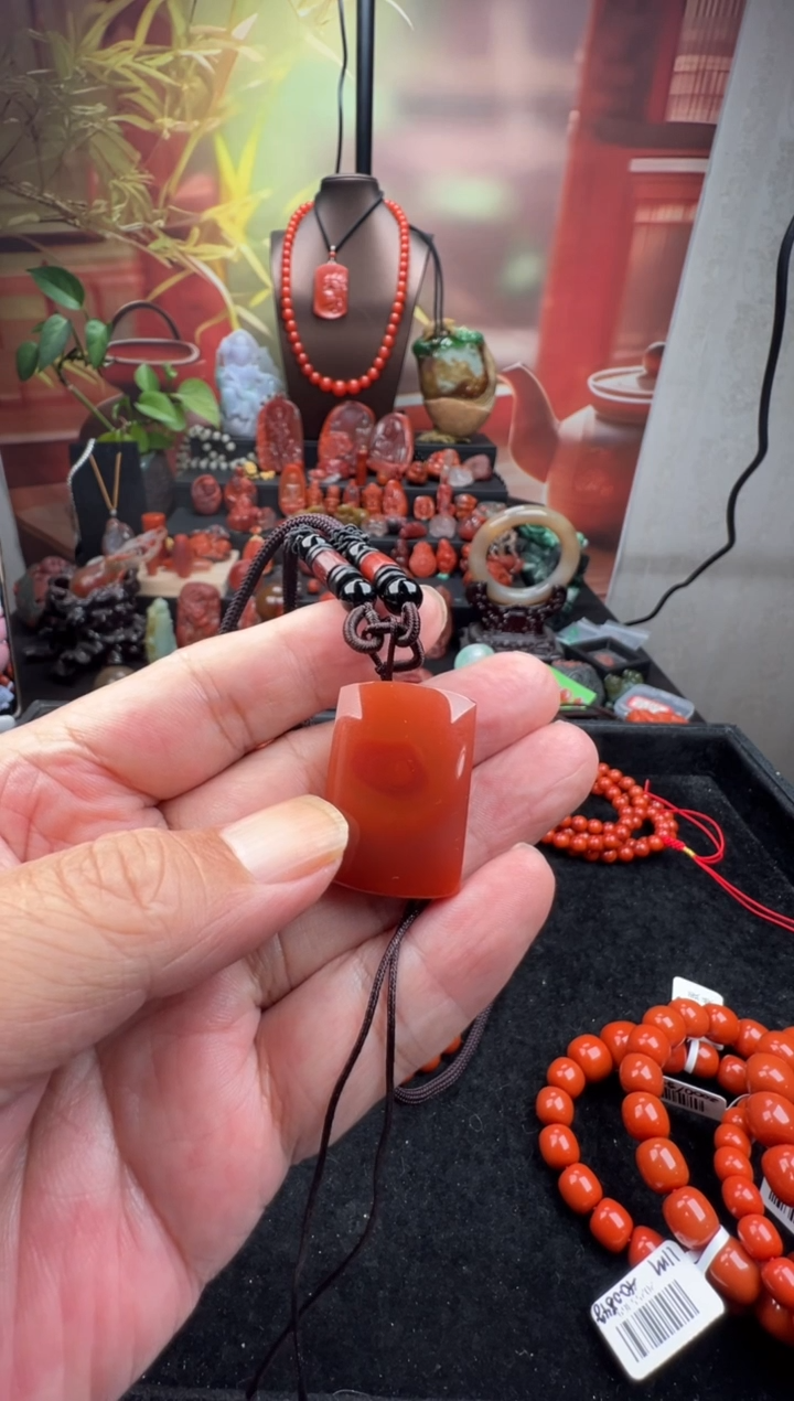吊坠(赠链)未镶嵌南红玛瑙畏*无事牌