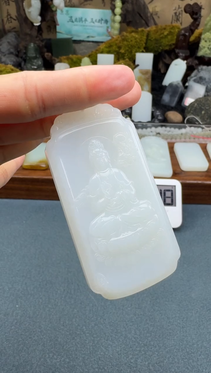 【闪购商品】和田玉颈饰未镶嵌开心