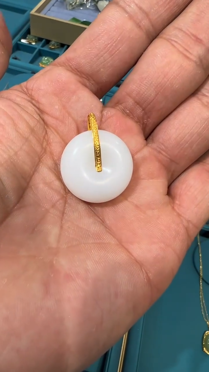 【闪购商品】和田玉吊坠18K金镶嵌和田玉吊坠多样性发货拍一发一