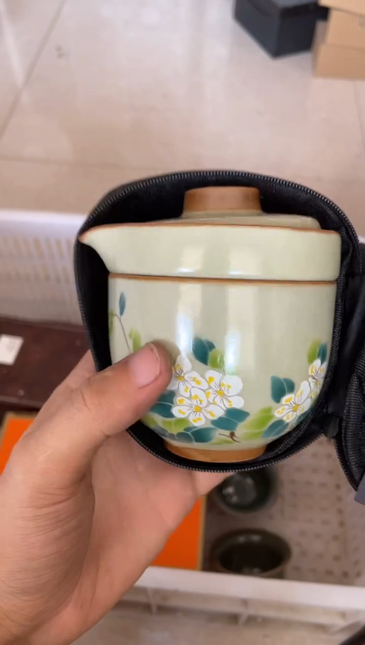 杯无运费险有瑕疵的摄影的产品有使用过的痕迹有点脏介意勿拍