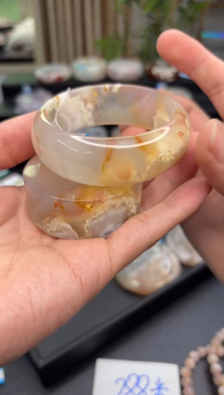 【闪购商品】石英质玉手镯未镶嵌C891(57圈赠送镯心)