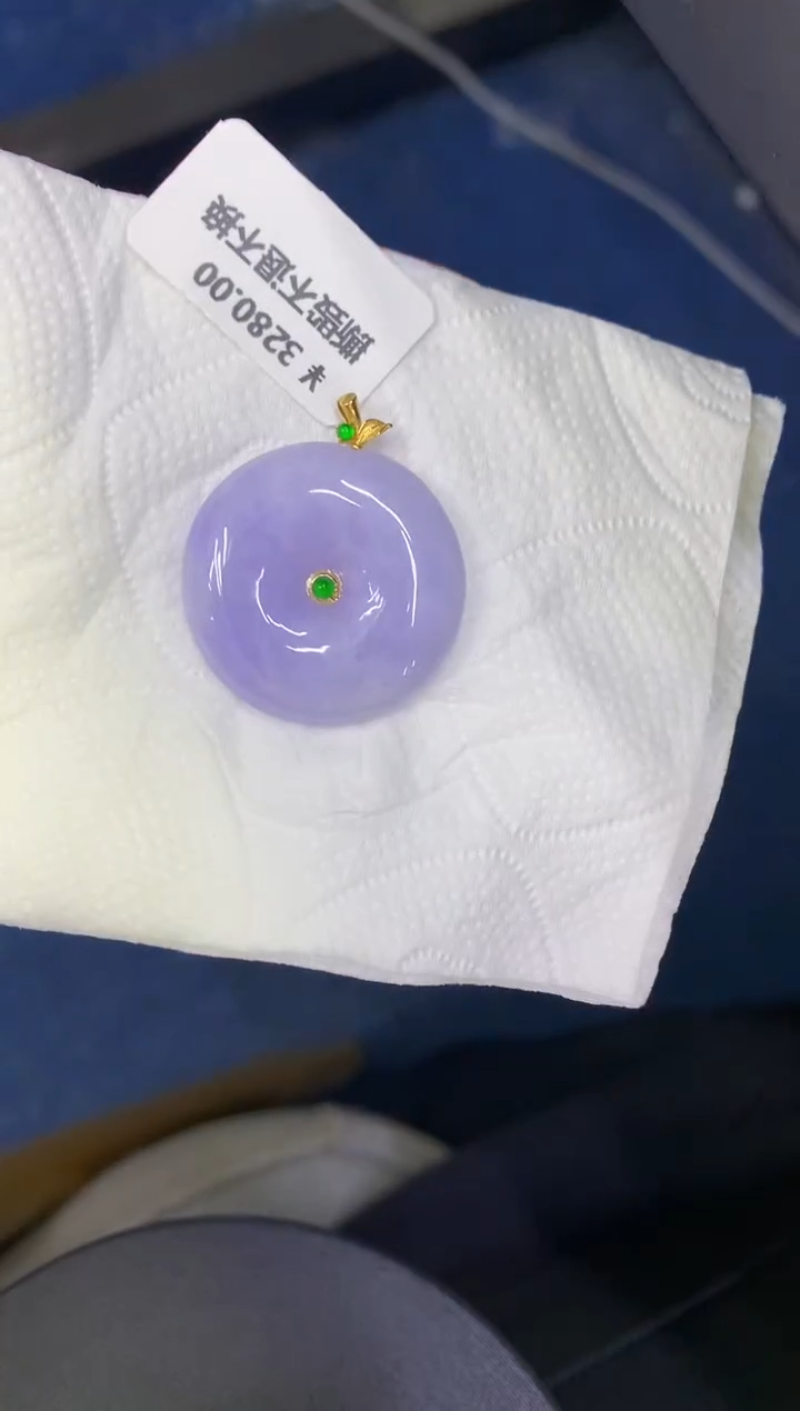 颈饰18K金镶嵌翡翠缅甸天然翡翠A货