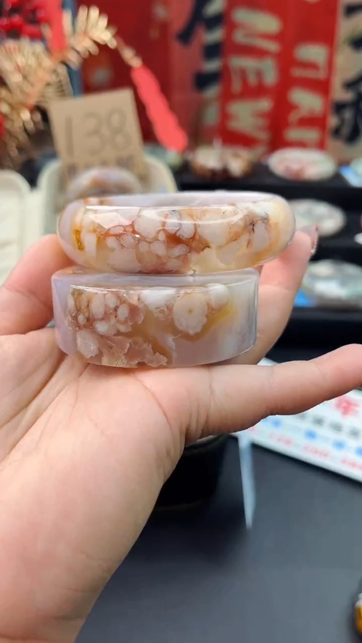 【闪购商品】石英质玉手镯未镶嵌赠送镯心（61圈口）