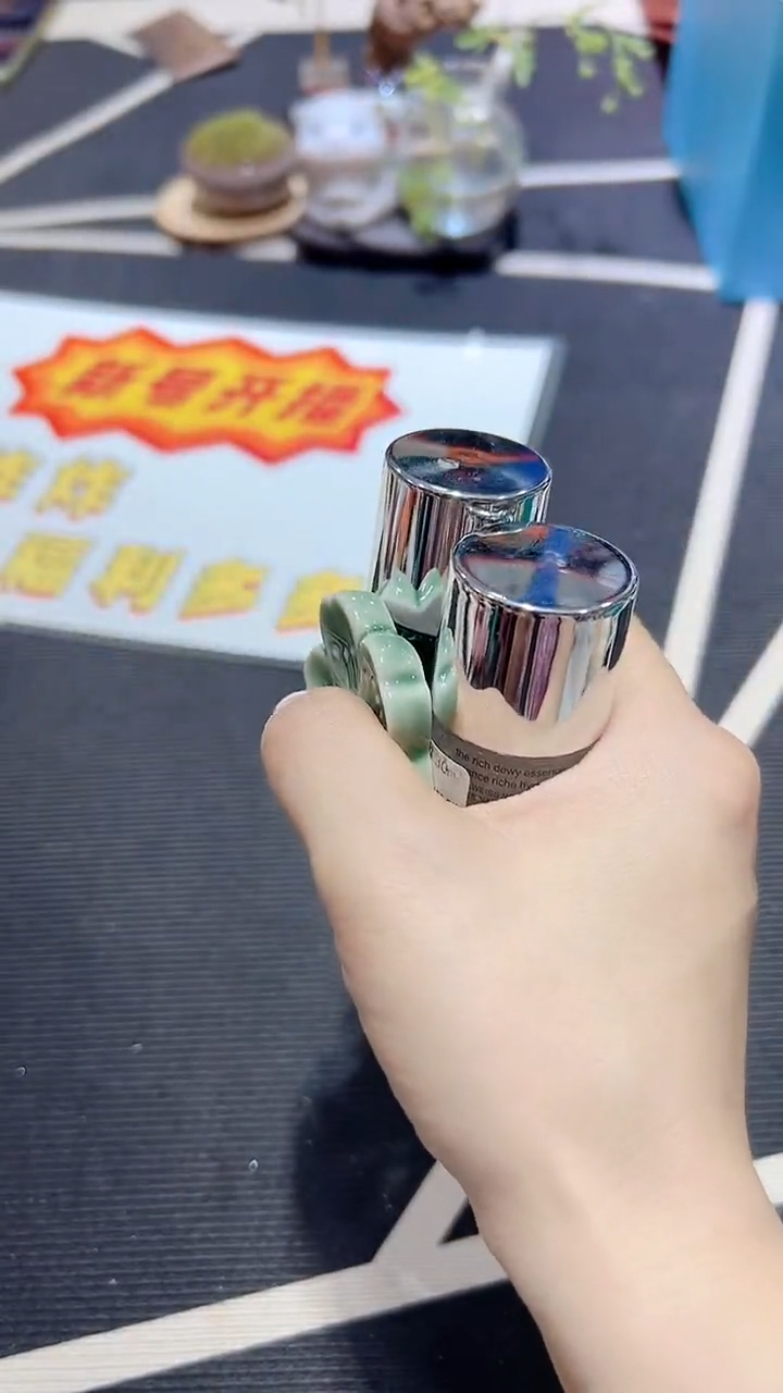 瓷片碗碟好物一件不留@@1