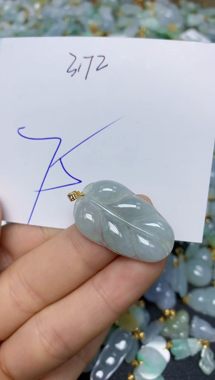 【闪购商品】翡翠挂件18K金镶嵌 天然翡翠A货