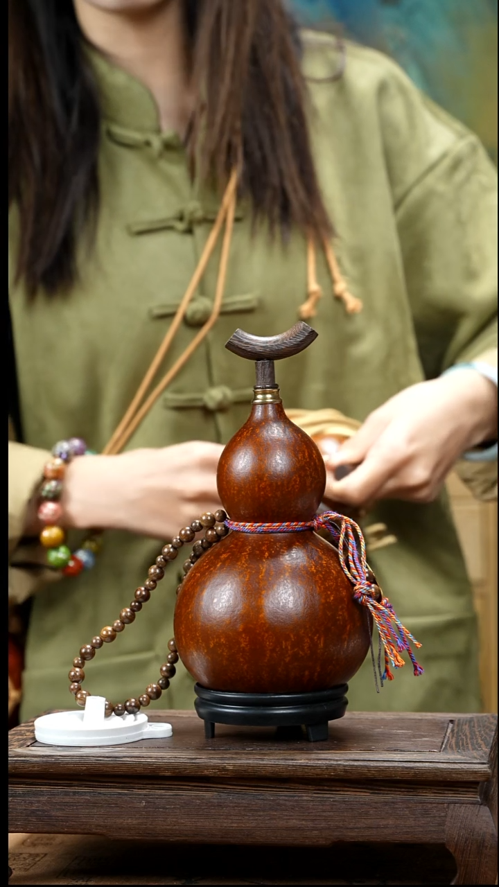 XY028简约大漆款天然酒葫芦（一物一拍）