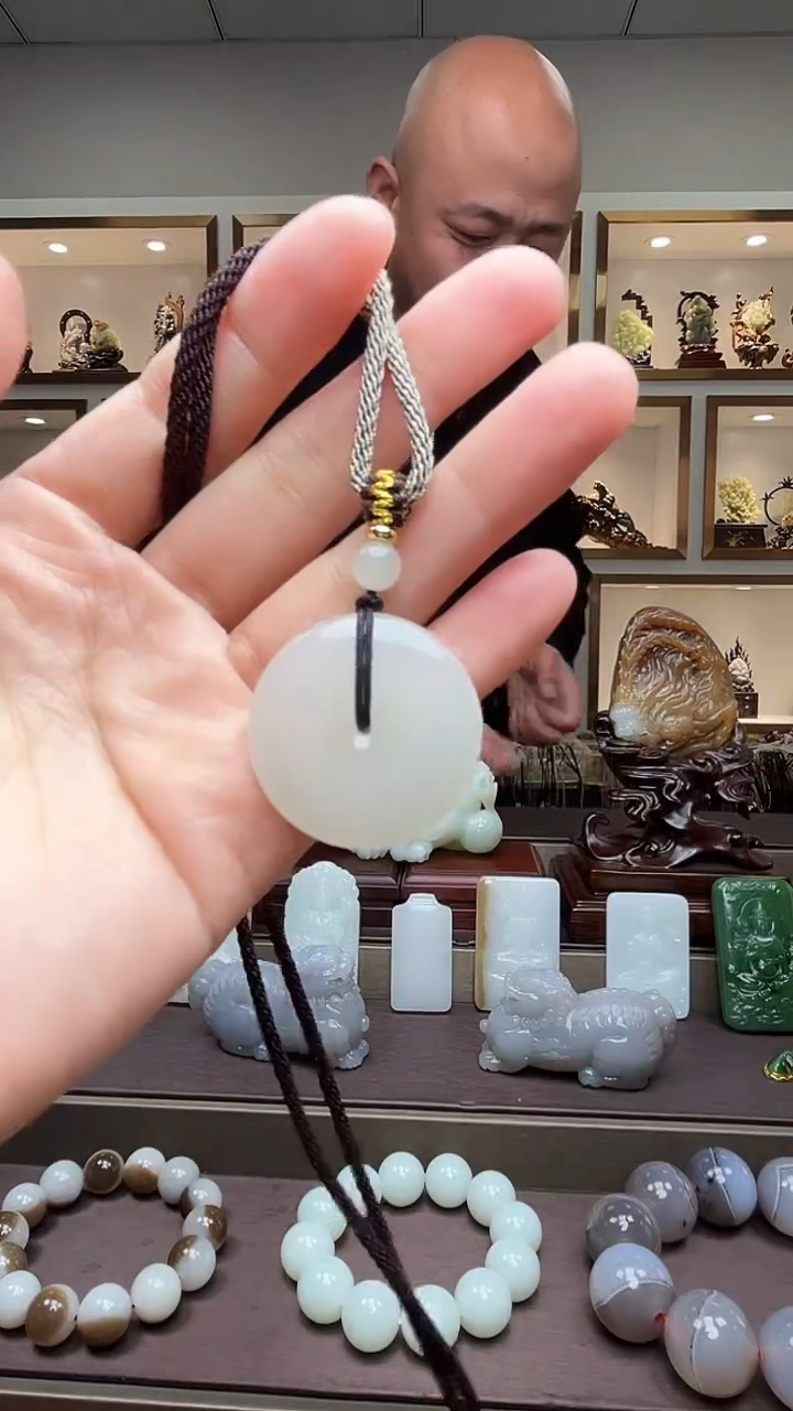 【闪购商品】和田玉挂件未镶嵌苏