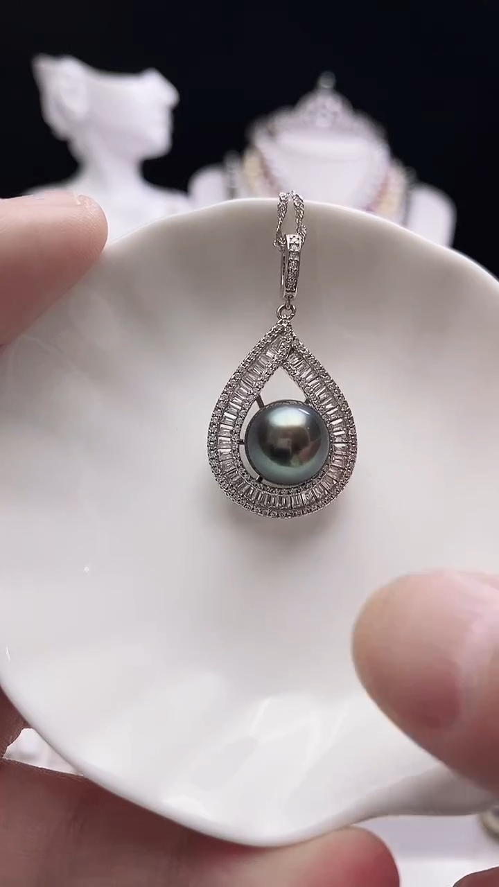 【闪购商品】海水珍珠颈饰银S925镶嵌大溪地珍珠吊坠