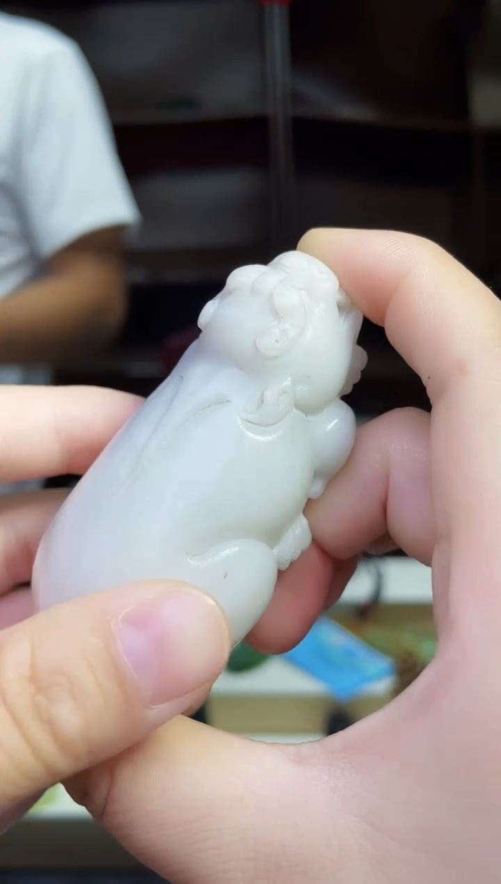 和田玉未镶嵌颈饰1