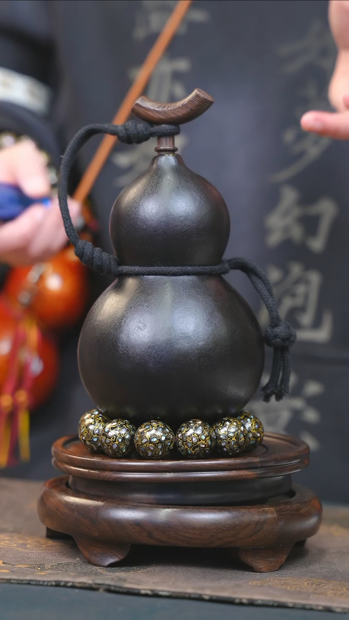 【闪购商品】YF122大漆酒葫芦不包手串及旋转底座