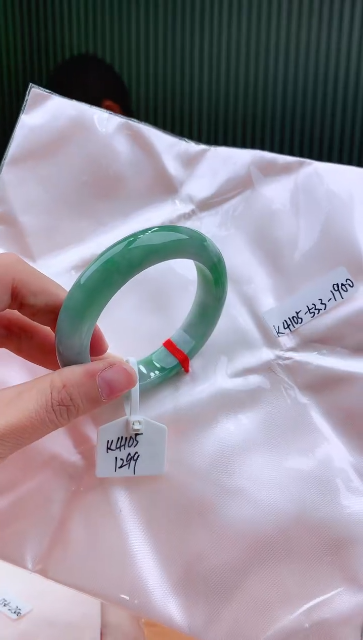 未镶嵌手镯翡翠55