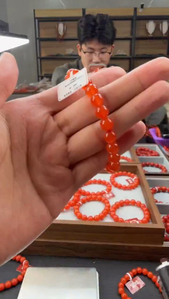 未镶嵌手链南红玛瑙8MM