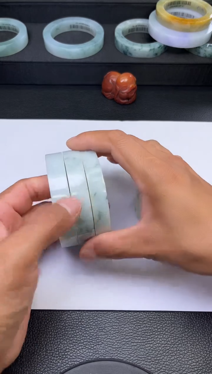 定制翡翠手镯未镶嵌手镯