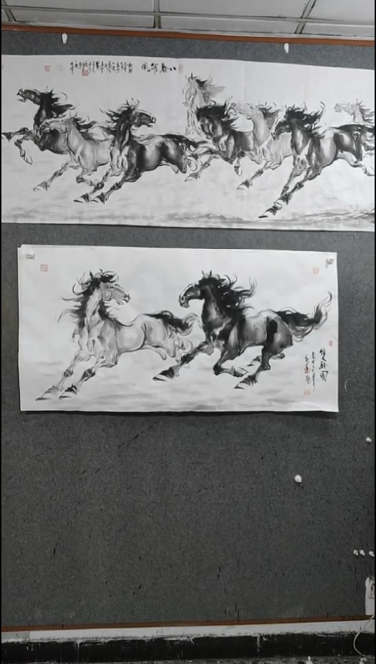 国画水墨写意单骏马图