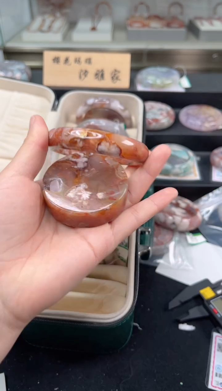 未镶嵌手镯石英质玉60圈口（赠品镯心）S951647