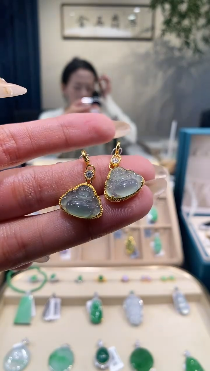 【闪购商品】翡翠吊坠(不含链)银S925镶嵌佛公 多样性发其一